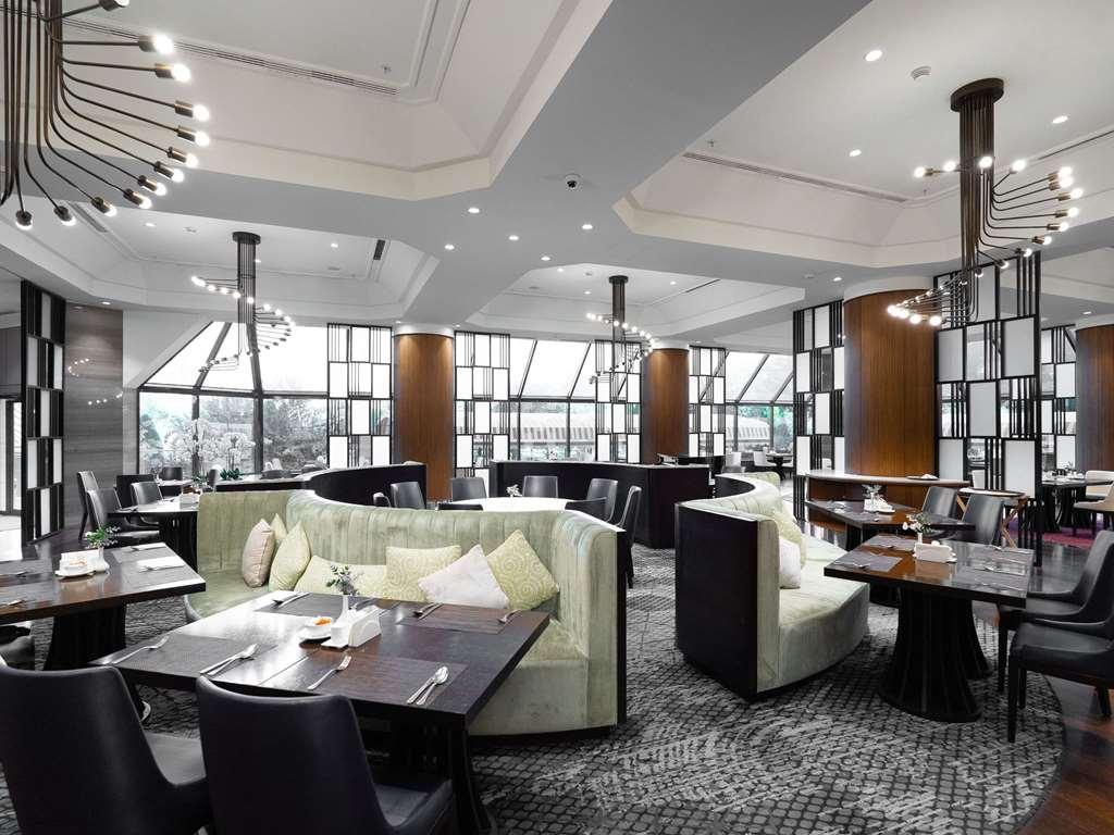 Moevenpick Hotel Ташкент Ресторан фото
